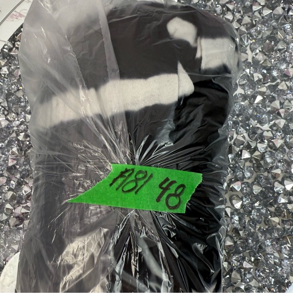 Hodges flare pants wide leg, comfy, Black and White Striped Flare Pants - Picture 12 of 12